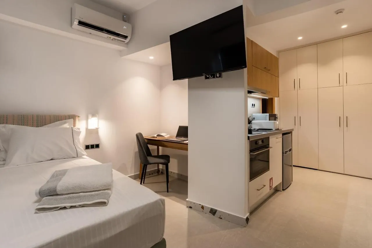 Centro Apartments 伊拉克利翁